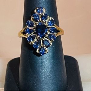 🥀Rare 10K Gold North/South Ring with Bluish/Purple Iolite Oval Cut Stone…